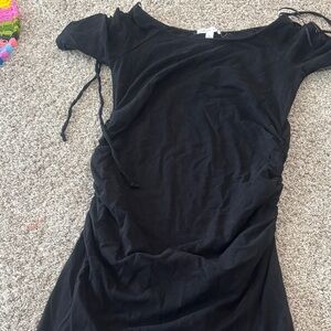 🟢10/$10 - Stylish Black Off-Shoulder Dress